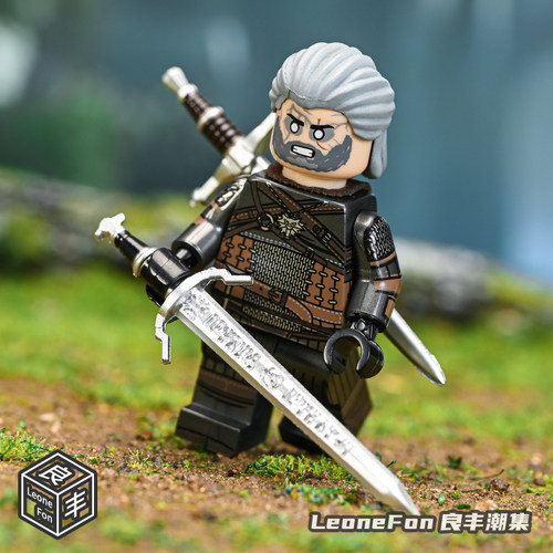 巫师猎魔人白狼杰洛特希里人仔