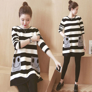孕妇时髦套装时尚款2025时髦连衣裙洋气上衣新款条纹两件套春秋冬
