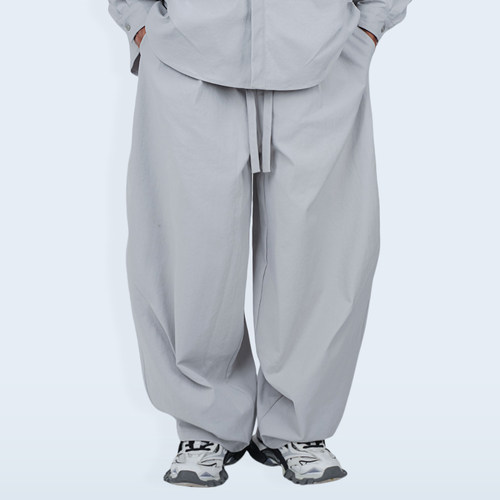 STREAMLET.CHEN:铡刀褶裥廓形裤