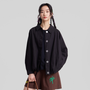 外套女 .FUN系列翻领纽扣口袋下摆收口短款 MOVEUP幻走2026春季 新款