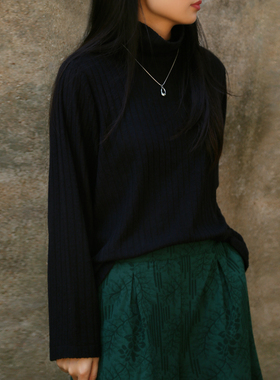 高级简约黑色磨毛高领针织打底毛衣上衣原创设计外穿宽松显瘦女