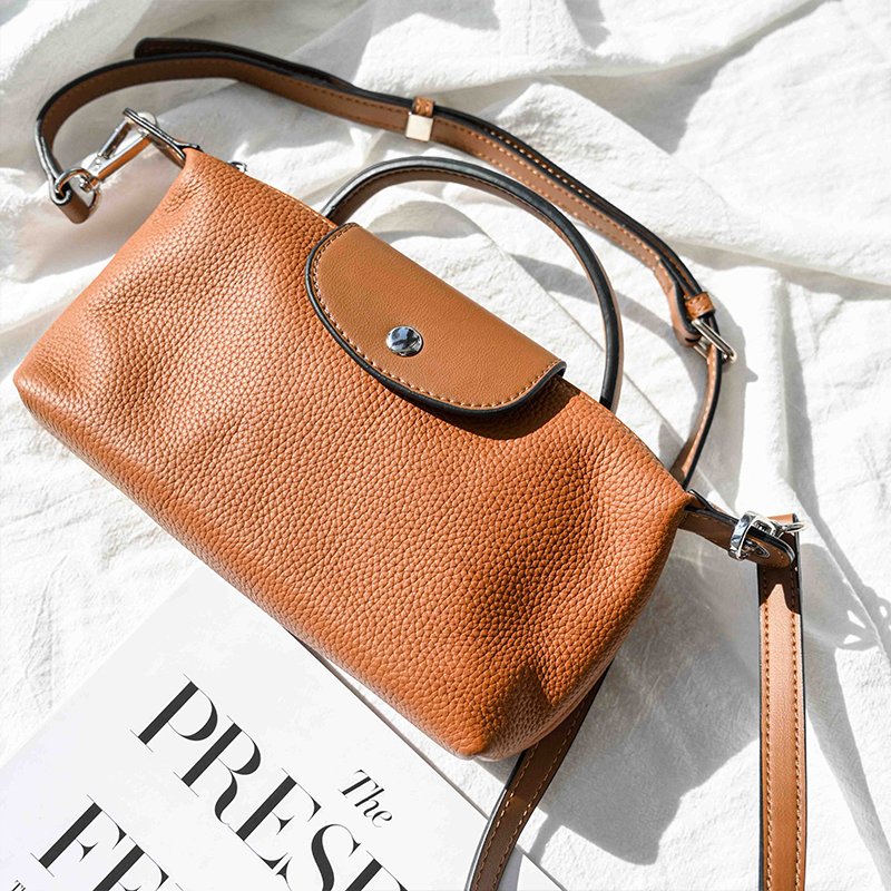 秋冬新品小众时尚简约头层牛皮经典单肩斜挎手提小包