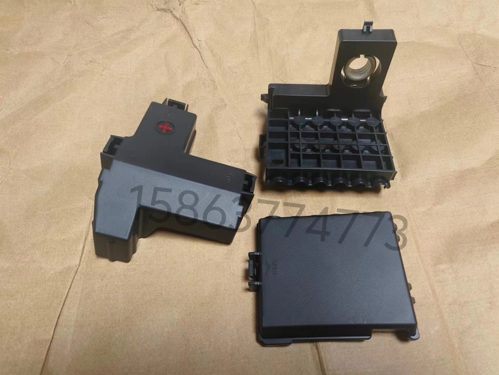 福田汽车保险盒 福田G7电瓶保险盒 福田风景电瓶保险盒