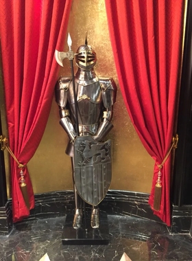 武士雕塑像欧威家居金属复古