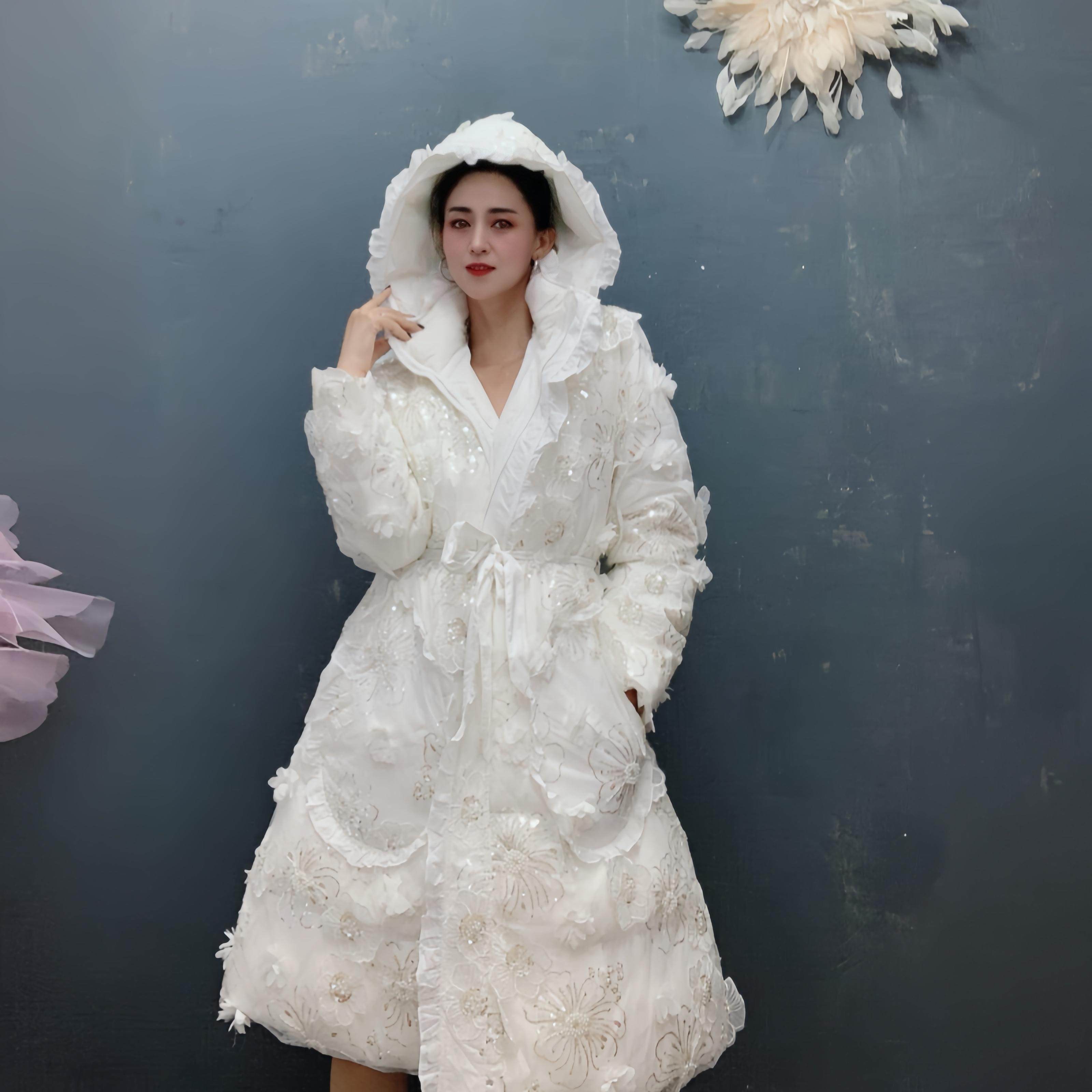 秋冬轻薄保暖过膝大码羽绒服