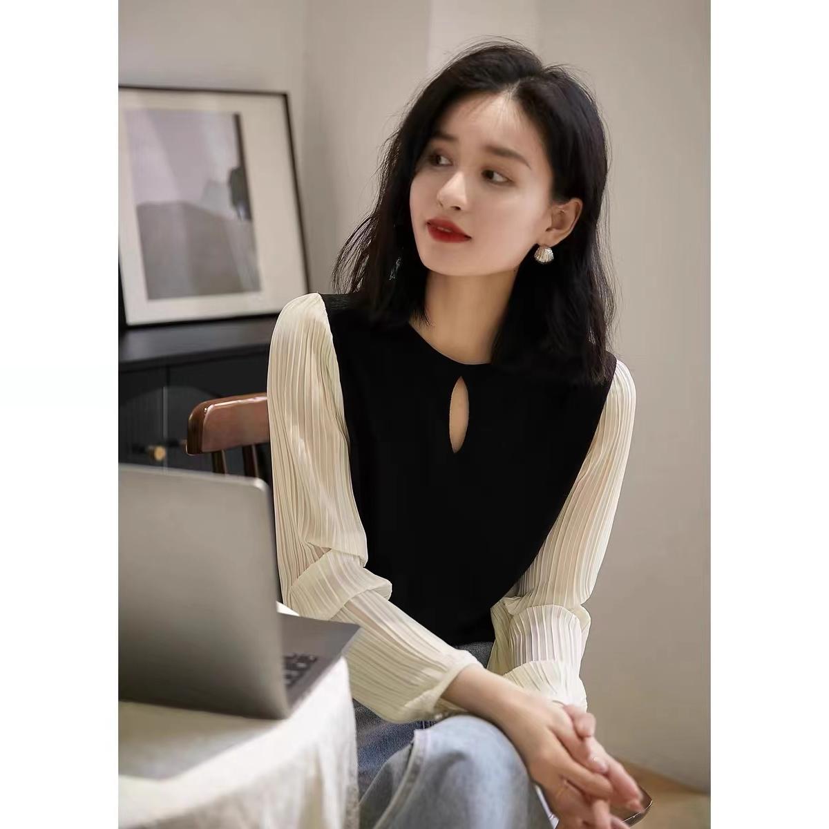 商场同款2025褶袖镂空撞色T恤女