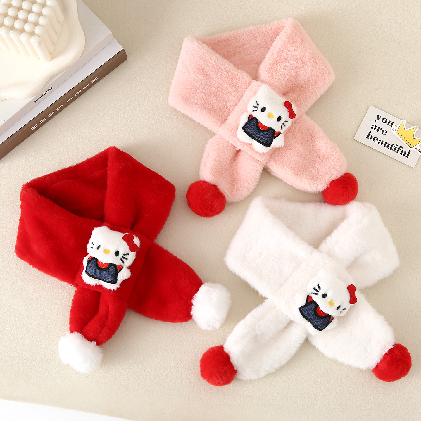 卡通可爱儿童毛绒围巾冬季保暖加厚男女宝宝交叉围脖kitty猫咪新