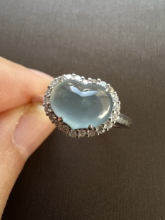 【赏】木易日辰 天然翡翠A货高危冰蓝屁桃爱心18k钻石戒指