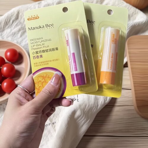 1.26小蜜坊百香果菠萝润唇膏滋润保湿男女通用无色秋冬防干裂4g
