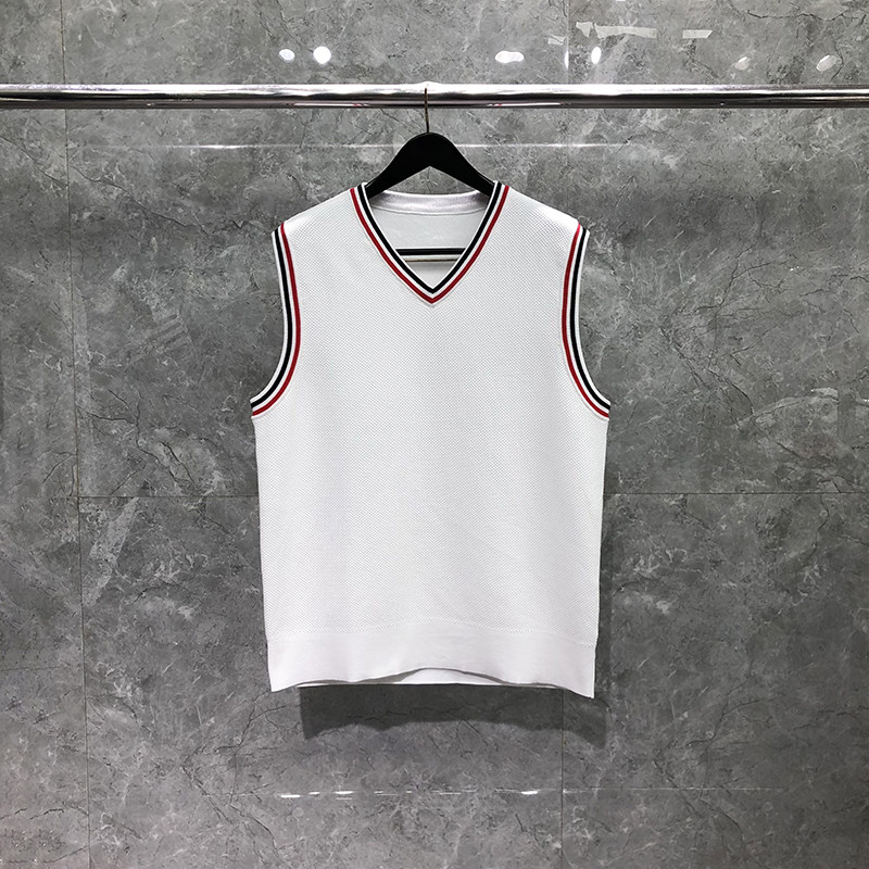 TB男士针织背心马甲2026春无袖毛衣修身坎肩打底衫菠萝纹v领上衣