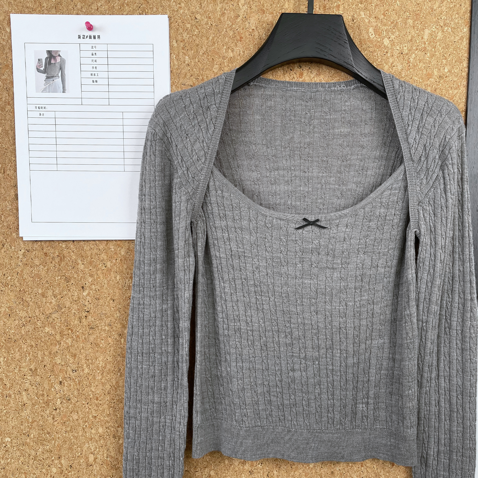 Puhpowee绵羊毛毛纱针织衫