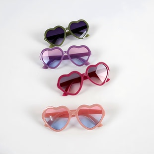 韩版儿童太阳镜银粉果冻镜框渐变色镜片潮款防紫外线时尚爱心墨镜