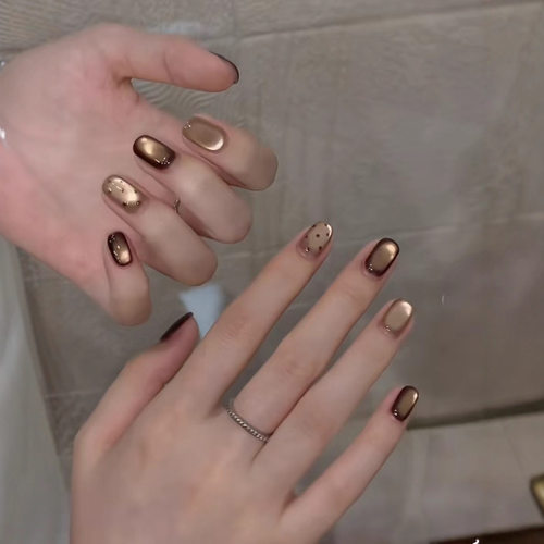 金棕琥珀手工穿戴甲秋冬氛围感猫眼波点甲片高级感显白美甲贴片