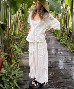 博主nana同款V领复古优雅针织开衫慵懒防晒上衣松弛感白裤子长裤