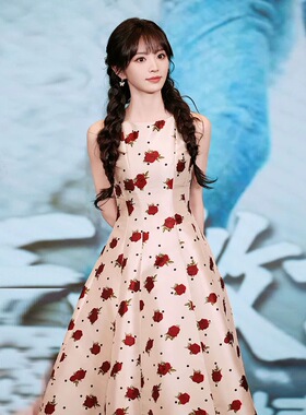 【田曦薇同款】哥文花园波点无袖连衣裙2026春季新款玫瑰碎花裙