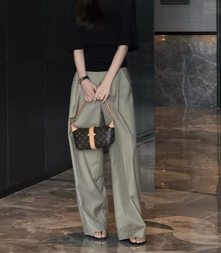 Li Hui Er李慧儿 九夏 夏季卡其色复古老钱宽松显瘦休闲镰刀裤女