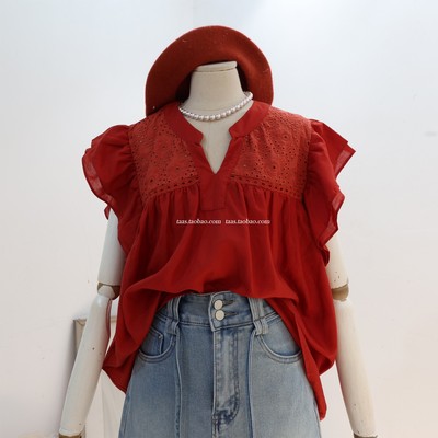 荷叶边蕾丝拼接宽松娃娃衬衫