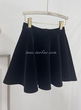 丝绒半身裙女小黑裙2025秋冬韩国显瘦a版蓬蓬裙伞裙高腰欧货短裙