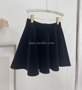 丝绒半身裙女小黑裙2025秋冬韩国显瘦a版蓬蓬裙伞裙高腰欧货短裙
