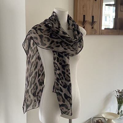 薄款围巾斑马复古潮流新款2026领巾长条丝巾女高级感个性豹纹披肩