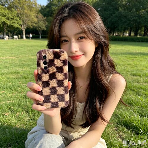 毛绒棋盘格子neo11秋冬iqoo15pro手机壳z10utlra爱酷9x/8/7se暖6turbo/13+/s12女vivo t4/y52s/y78v5t3/y36i