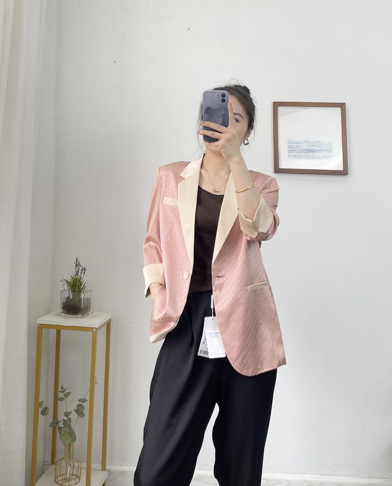 28姆米弹力双乔真丝西装外套女
