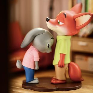 疯狂动物城玩具乖乖盲盒摆件可爱朱迪尼克系列甜蜜依靠 现货