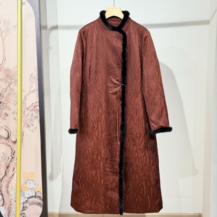 新中式高端鹅绒服妈妈冬装外套2025新款毛领加厚长款羽绒服外套女