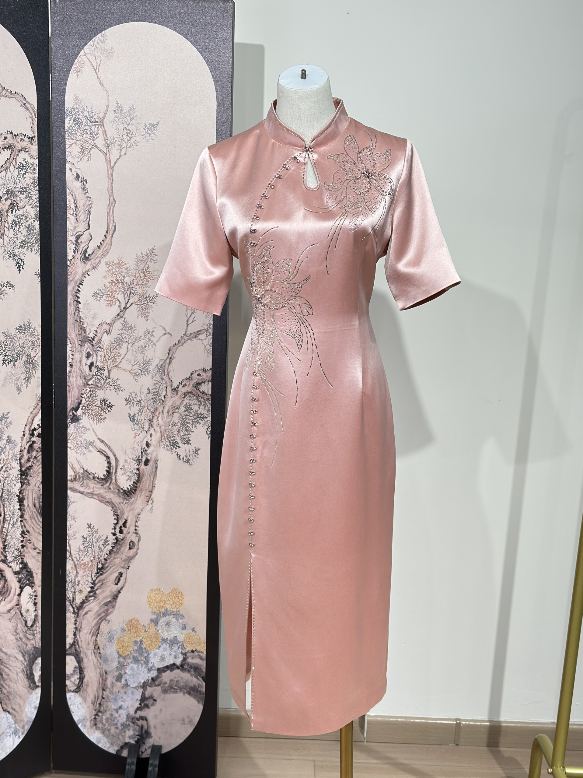 高端喜妈妈旗袍2025新款端庄大气高贵喜婆婆婚宴装礼服结婚喜服女