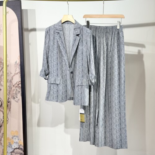 专柜款2026春夏时尚高级桑蚕丝七分袖显瘦翻领西装外套女上衣套装