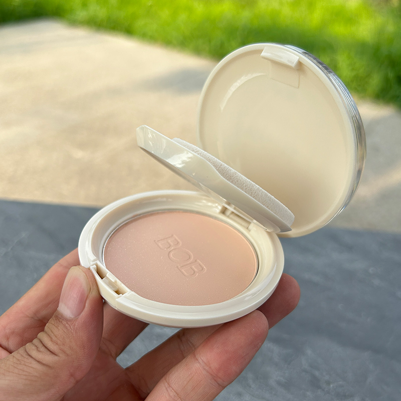 Bob光感粉饼干粉控油定妆