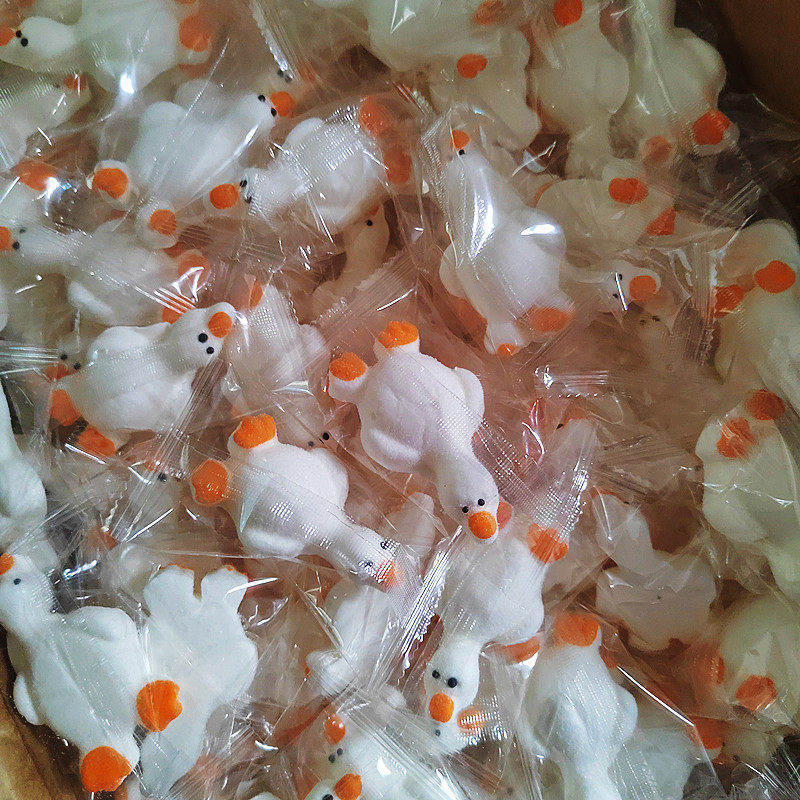 网红爆款躺平鸭棉花糖装饰咖啡奶茶伴侣糖果零食批发大白鹅鸭子,零食/坚果/特产,棉花糖/牛轧糖/充气糖果,淘宝优惠券,粉丝福利购,淘宝优惠卷