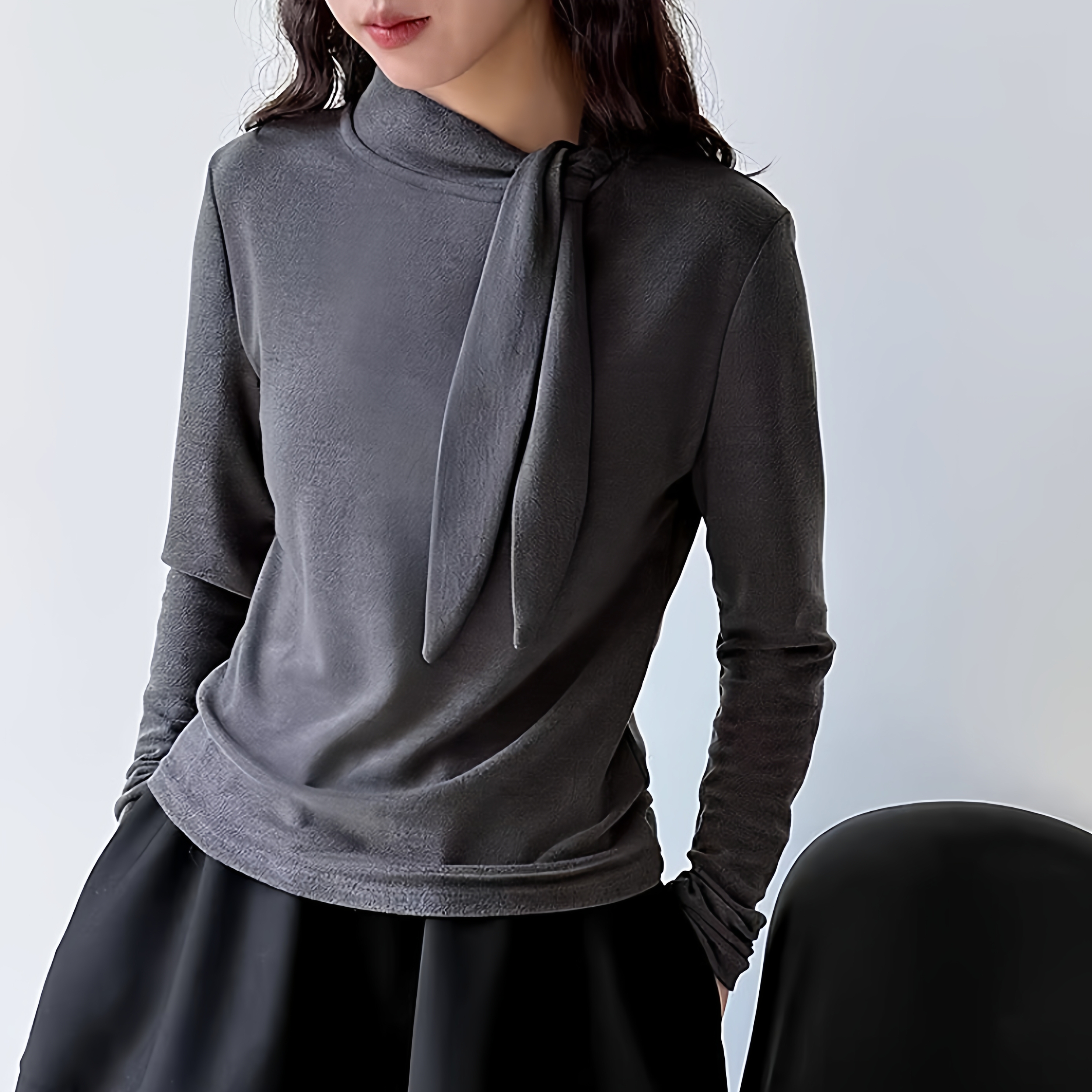 2025冬季新款法式设计感飘带高领