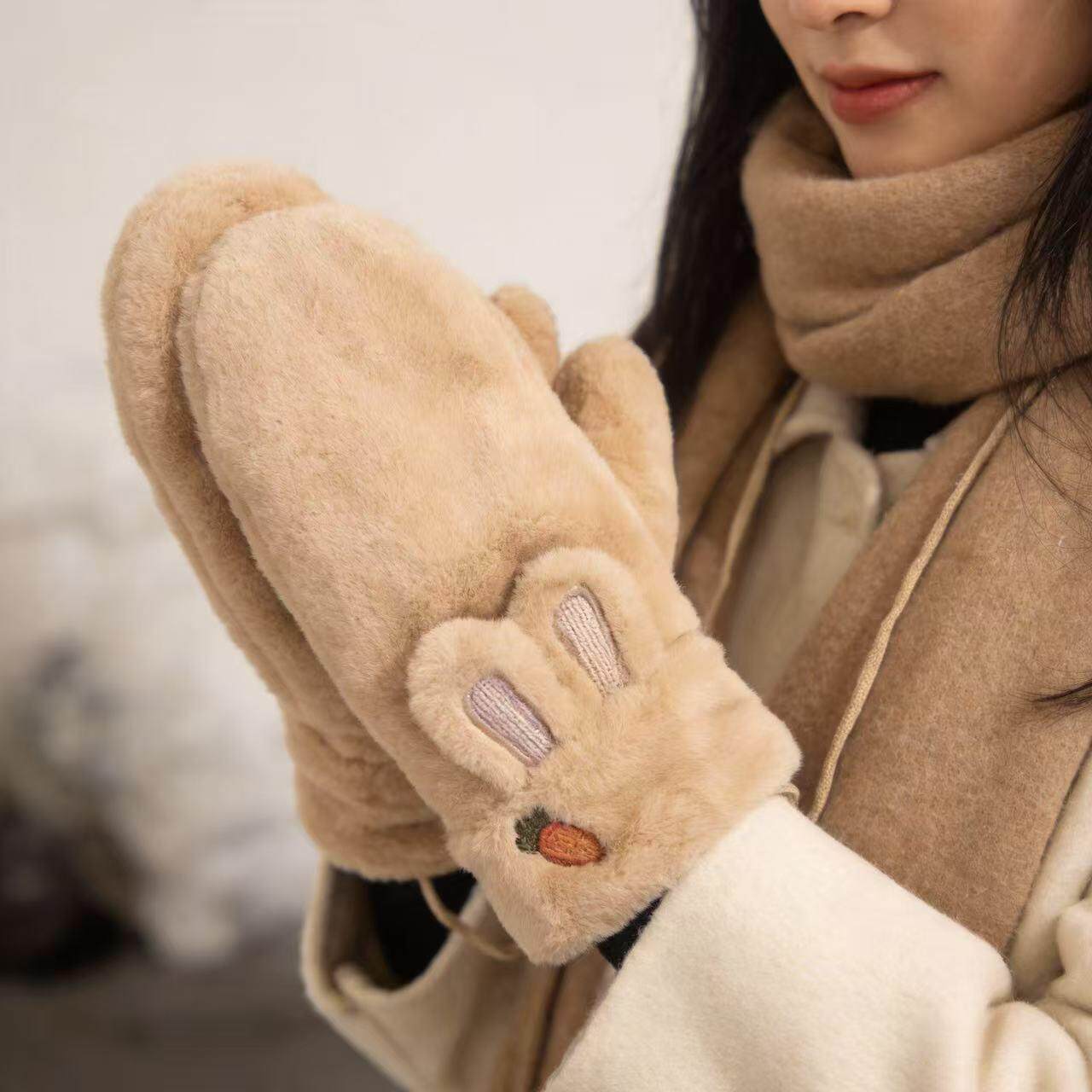 毛绒保暖手套女冬季连指加厚加绒百搭可爱仿貂毛全包挂脖韩版手套