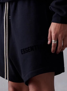 正品现货FOG Fear of God Essentials23款Logo印花休闲抽绳短裤