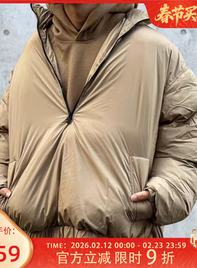 弹跳潮人 FOG Fear Of God Essentials 纯色宽松半拉链保暖棉服潮