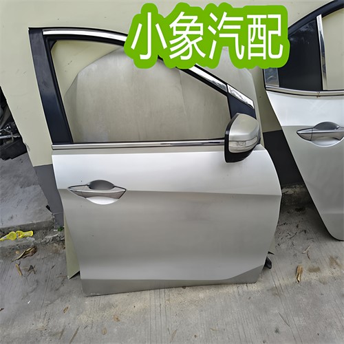适用于 16款 凌派 副驾驶车门 右前车门 门壳
