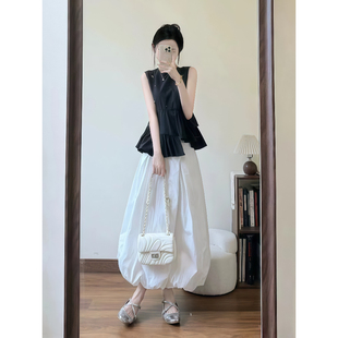 一整套設計感小眾黑色無袖 巨好看夏裝 花苞上衣高腰半身裙子兩件套