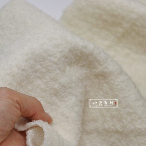 米白色 秋冬款 圈圈纯羊毛羊羔毛布料 外套大衣保暖时装面料