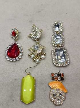 B13 满29元包邮  单只耳钉