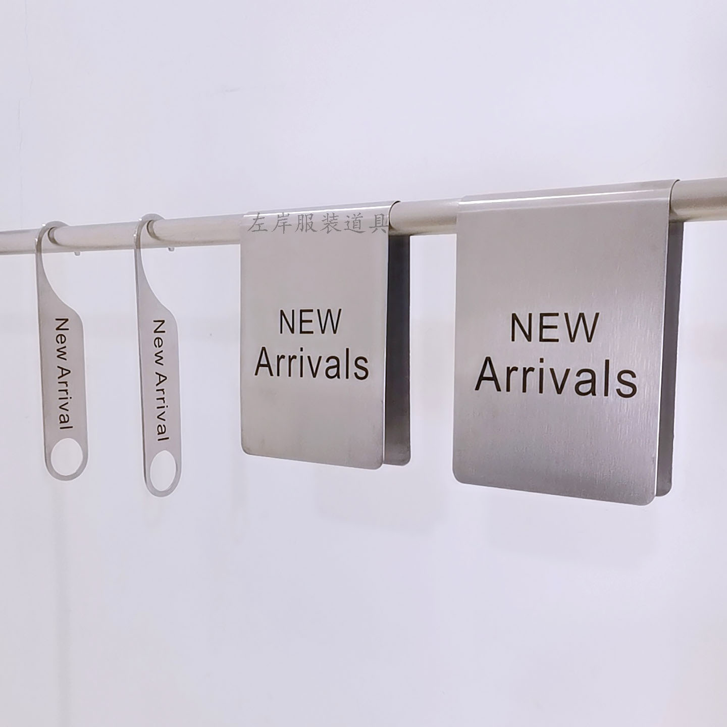 服装店新品上市展示牌新款广告牌