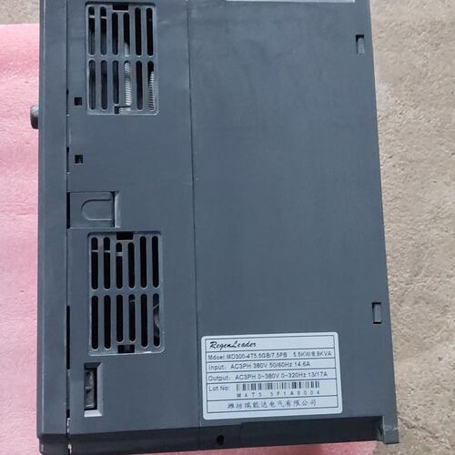 变频器MD300-4T5.5GB/7.5MD300-4T3.7GB/5.5PBMD300-4T7.5GB/11PB