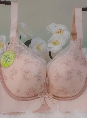 小胸中厚B杯刺绣款无钢圈文胸后背无痕加宽下扒收副乳调整型内衣