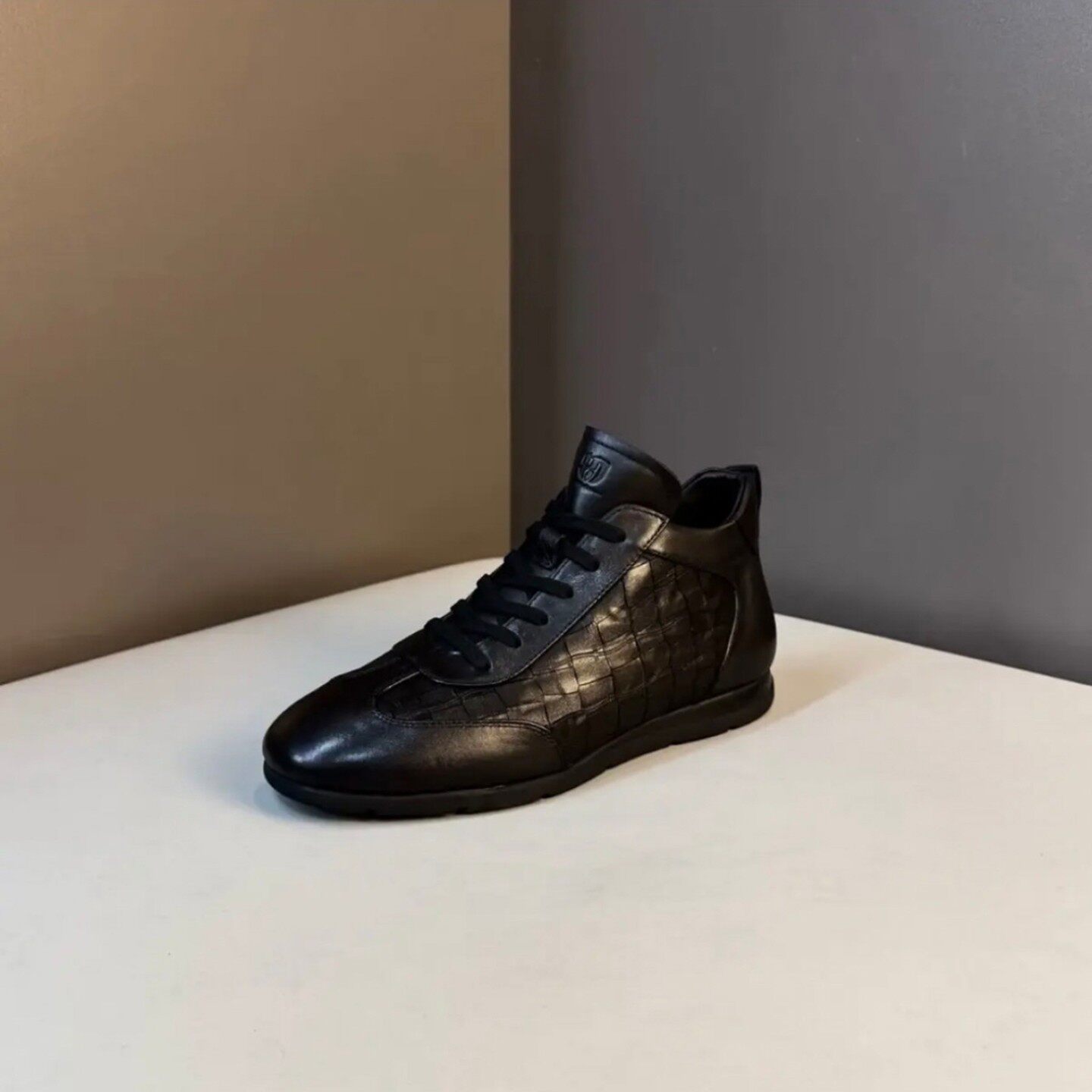 玟若男鞋2025秋冬季高档编制皮鞋男士透气百搭软底时尚运动休a42