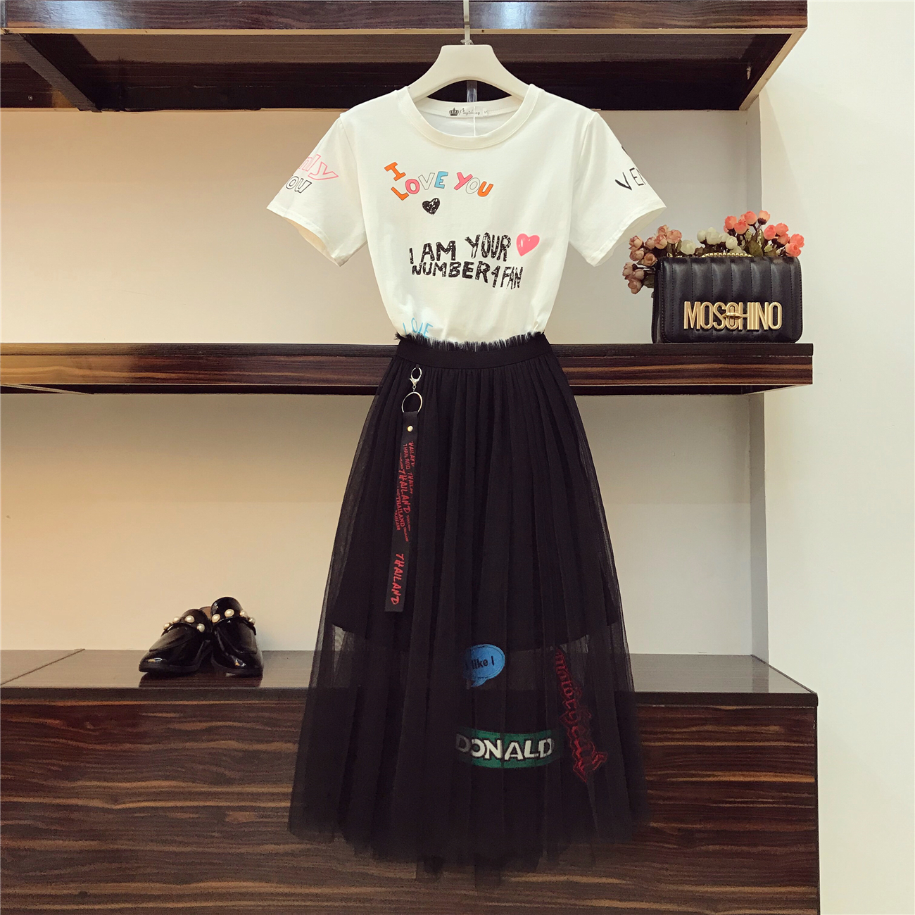 ¼Ó´óÂëÏÄÅ®×°ÅÖmm×î°®ÑóÆøÕÚ¶ÇÓ¡»¨TÐô+ÍøÉ´°ëÉíȹÁ½¼þÌ××°200½ï