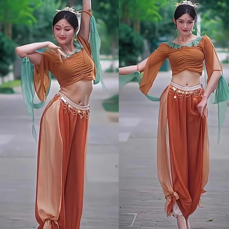 月下舞姬敦煌飞天舞蹈服西域