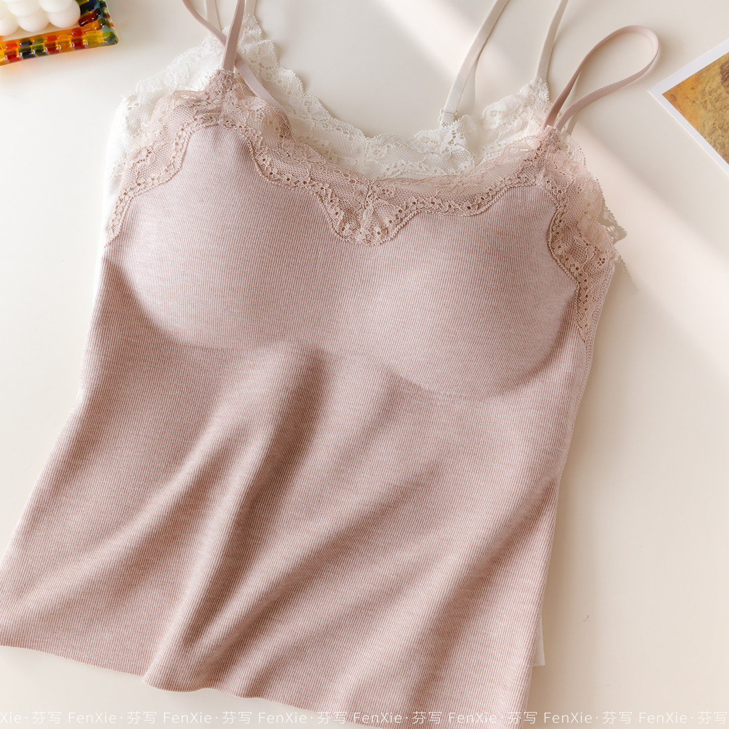 甜甜蕾丝 双面磨绒吊带背心带胸垫美背上衣保暖打底内搭免穿文胸