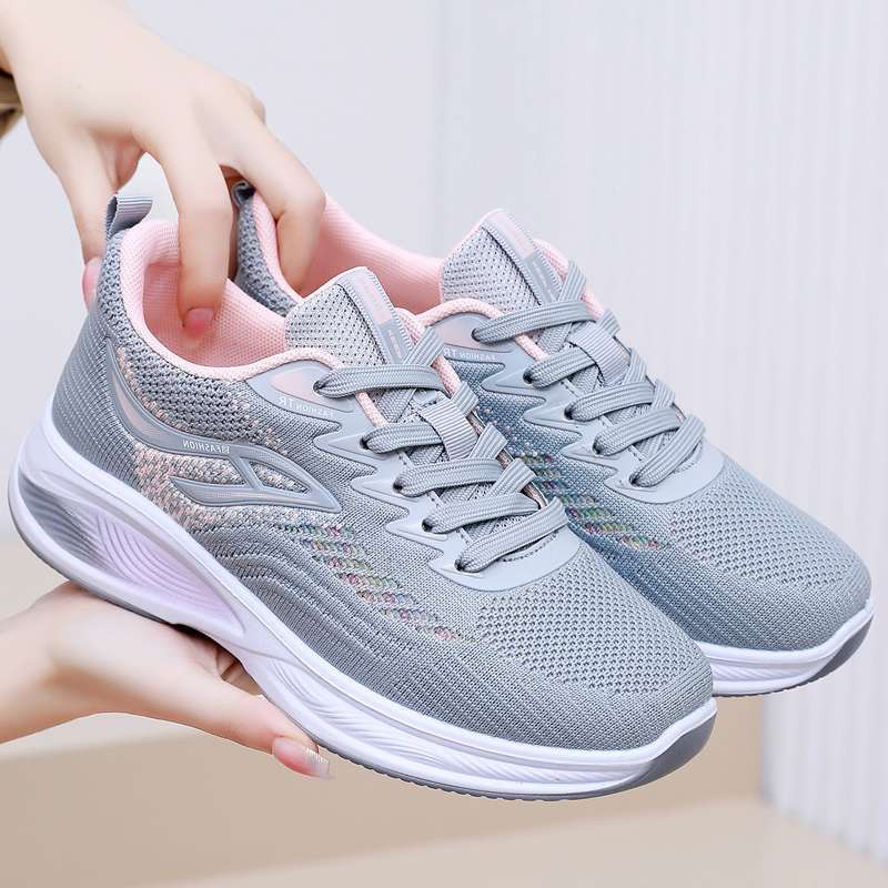 春秋季新款老北京布鞋女鞋软底休闲妈妈鞋透气时尚潮流女士运动鞋