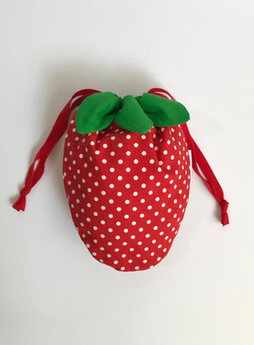 日韩INS简约新款Seuleuleu可爱草莓抽绳收纳袋 Strawberry Pouch