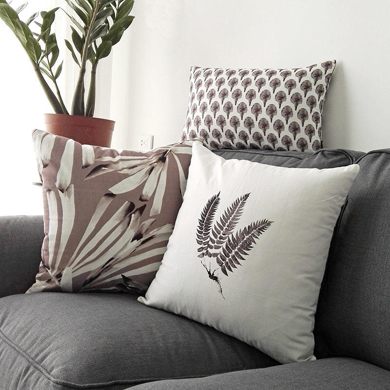 咖色植物办公室床头靠背抱枕套